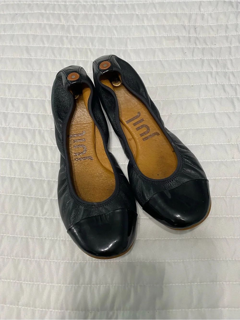 Juil Black Leather Ballet Flats Women’s Size 9